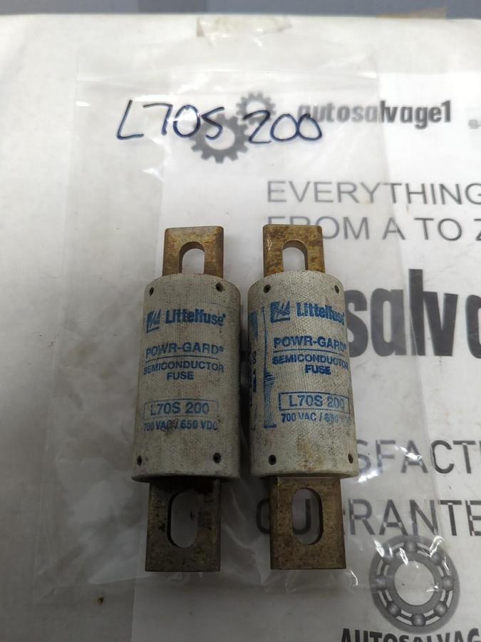 LITTELFUSE,L70S 200,TRI-ONIC 200 AMP FUSES LOT OF 2 NOS