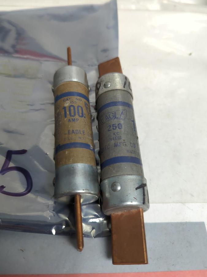Used EAGLE,655,100 AMP FUSE LOT OF 2 PRE-OWNED