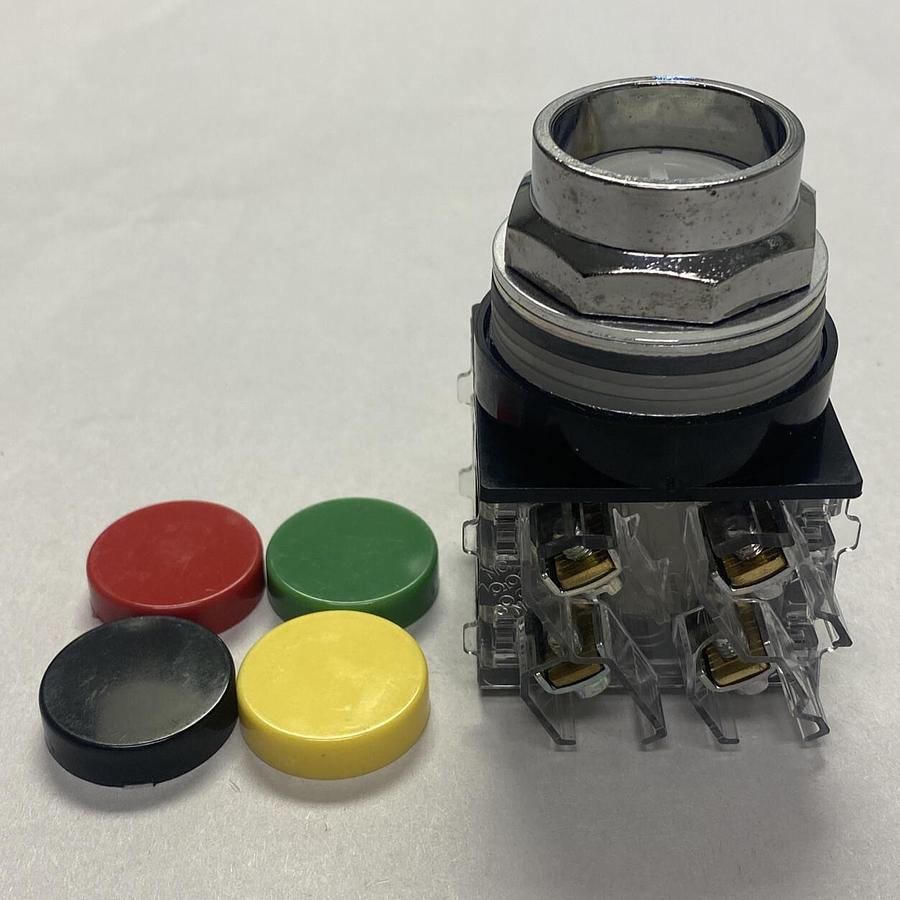 Used GENERAL ELECTRIC,CR104PBG92U3, PUSHBUTTON NEW