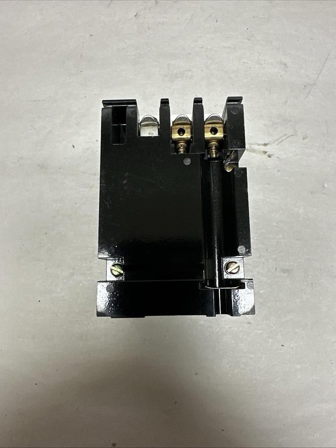 GE,CR120A02002AA,Relay 115V 60Hz 10A Max