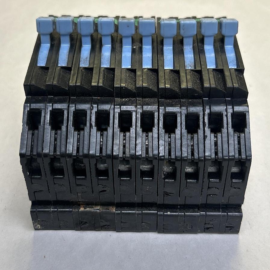 Used ARROW-HART,CB215,CIRCUIT BREAKER 15A 120/240V 2P LOT OF 5