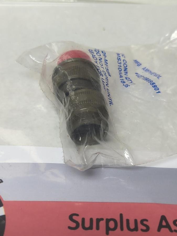 AMPHENOL,MS3106A18-3S,CONNECTOR/PLUG/SOCKET NEW