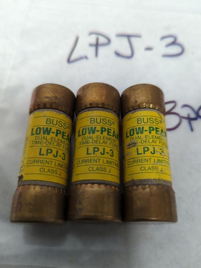 Used COOPER BUSSMANN,LPJ-3,LOW-PEAK 3 AMP FUSESLOT OF 3 PRE-OWNED