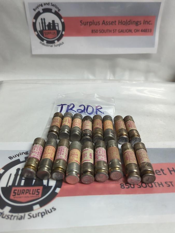Used GOULD SHAWMUT,TR-20R,TRI-ONIC 20 AMP FUSE LOT OF 17 PRE-OWNED