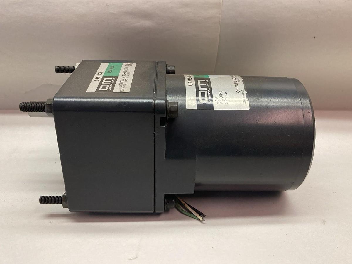 Used Oriental Motor,UBM540-403,Motor w/ Gear Head 5GM180K