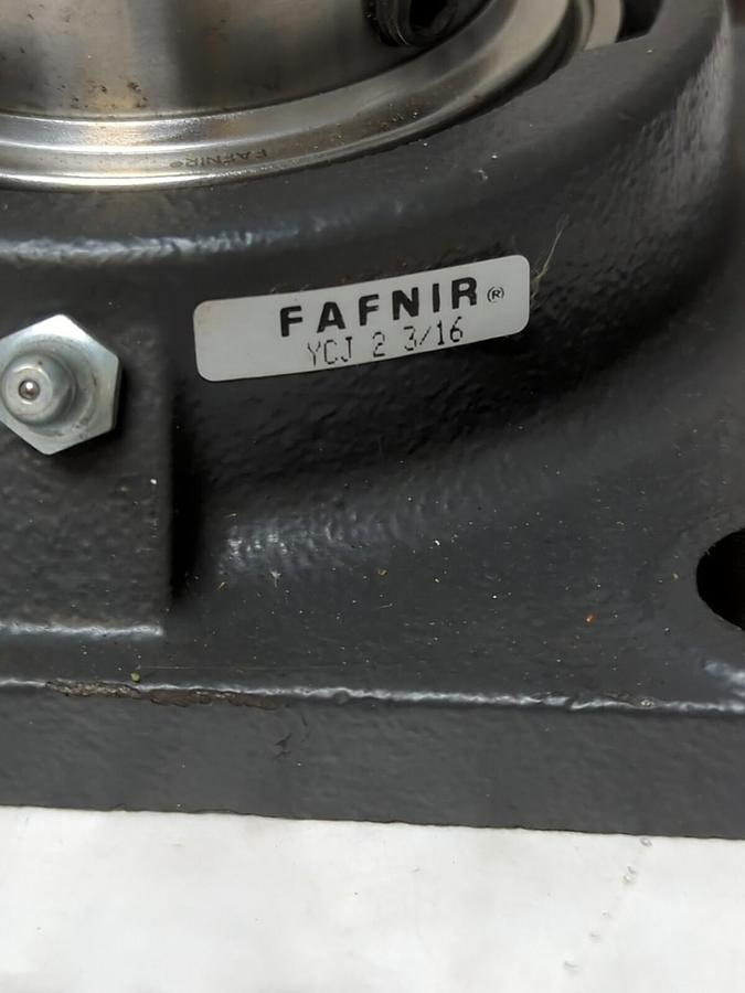 FAFNIR,YCJ 2-3/16,FLANGE BEARING 4-BOLT BASE 2-3/16 INCH BORE MISSING BOX NOS
