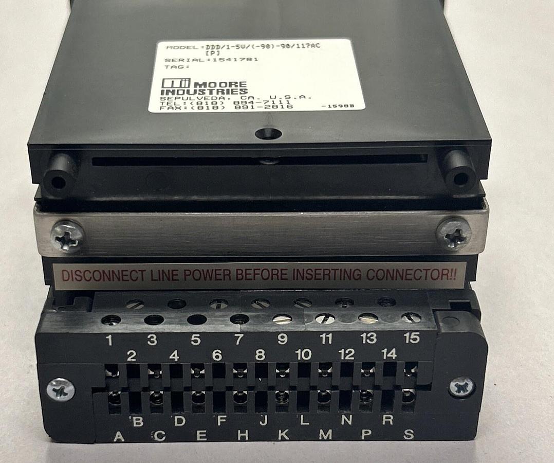 Used MOORE INDUSTRIES,2611-02FIX-24837,DC PROGRAMABLE DIGITAL PANEL METER