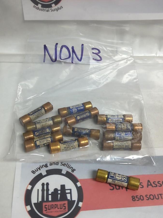 Used COOPER BUSSMANN,NON-3,ONE-TIME FUSE 3 AMP LOT OF 13 PRE-OWNED