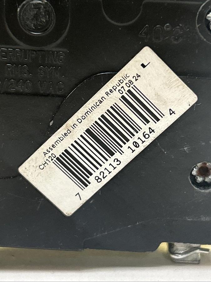 Used CUTLER-HAMMER,CH120,CIRCUIT BREAKER 20A 120/240V 1P LOT OF 4