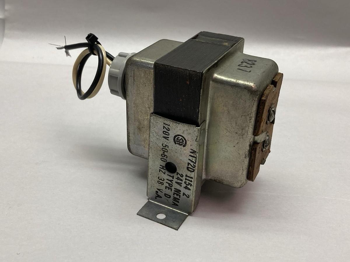 Used Honeywell,AT72D-1154-2,Type D Control Circuit Transformer 24V NEMA 120V 50/60Hz