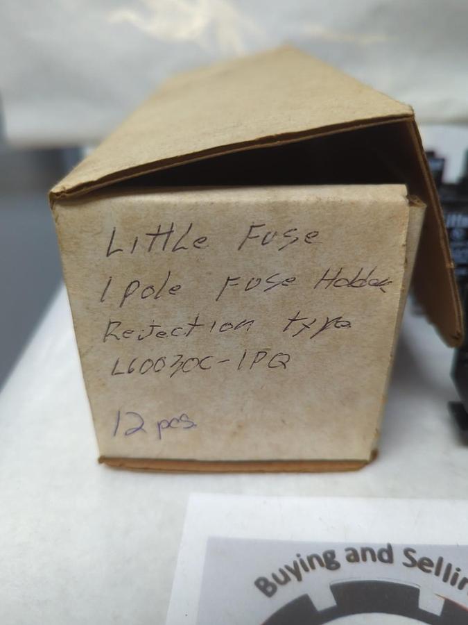 Used LITTELFUSE,L60030C-1PQ,FUSE HOLDER 600V 30 AMP LOT OF 12 PRE-OWNED