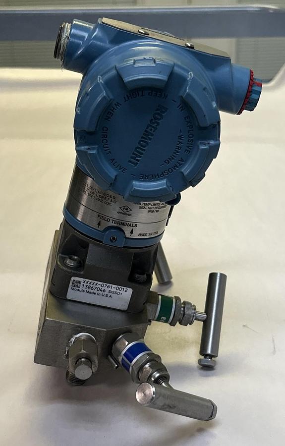 Used ROSEMOUNT,3051CD1A02A1AM5E5S5,PRESSURE TRANSMITTER