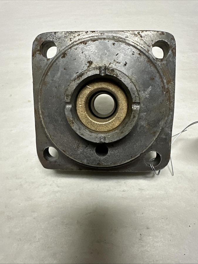 Used United Conveyor,4401-37,Rod Cap Assembly 2.5"