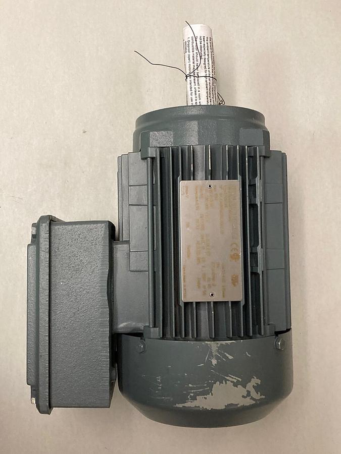 Used Sew Eurodrive,DT80N8,Gearmotor .25kW 830 RPM  230/460 Volts