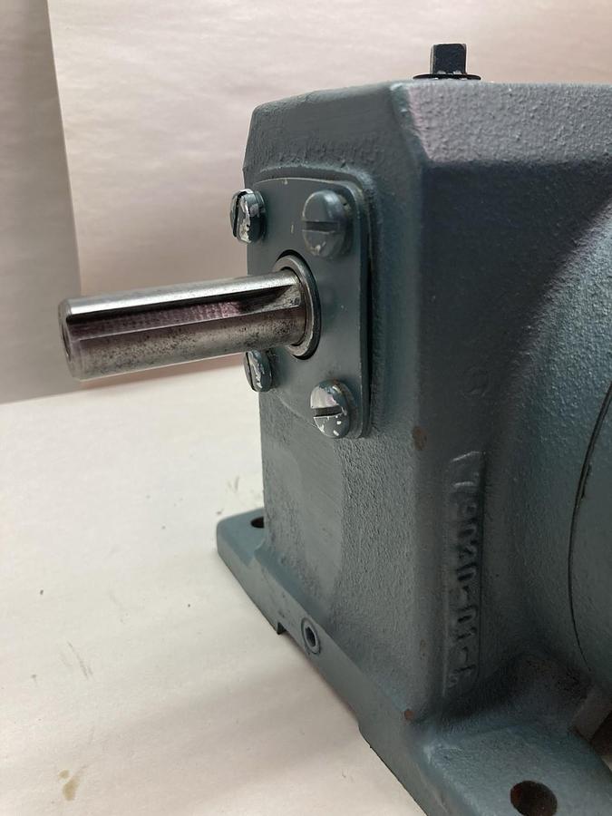 Reliance Electric Dodge,438601-CY,Gear Reducer Size CR12A 0.230HP Ratio 192:1