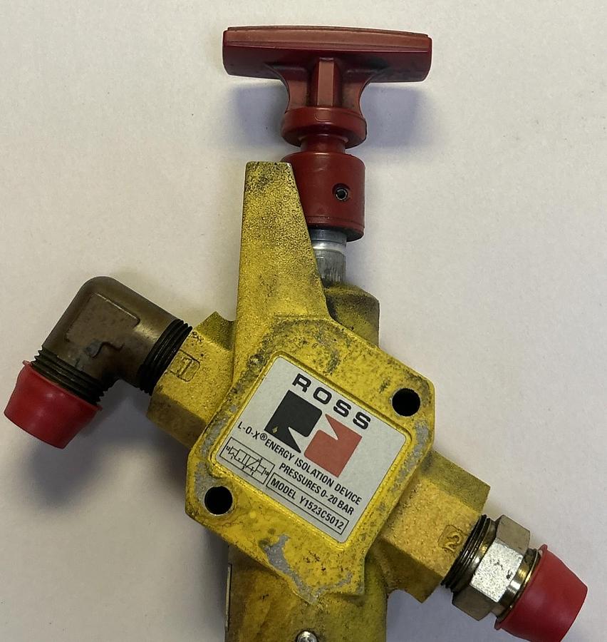 Used ROSS,Y1523C5012,LOCKOUT VALVE