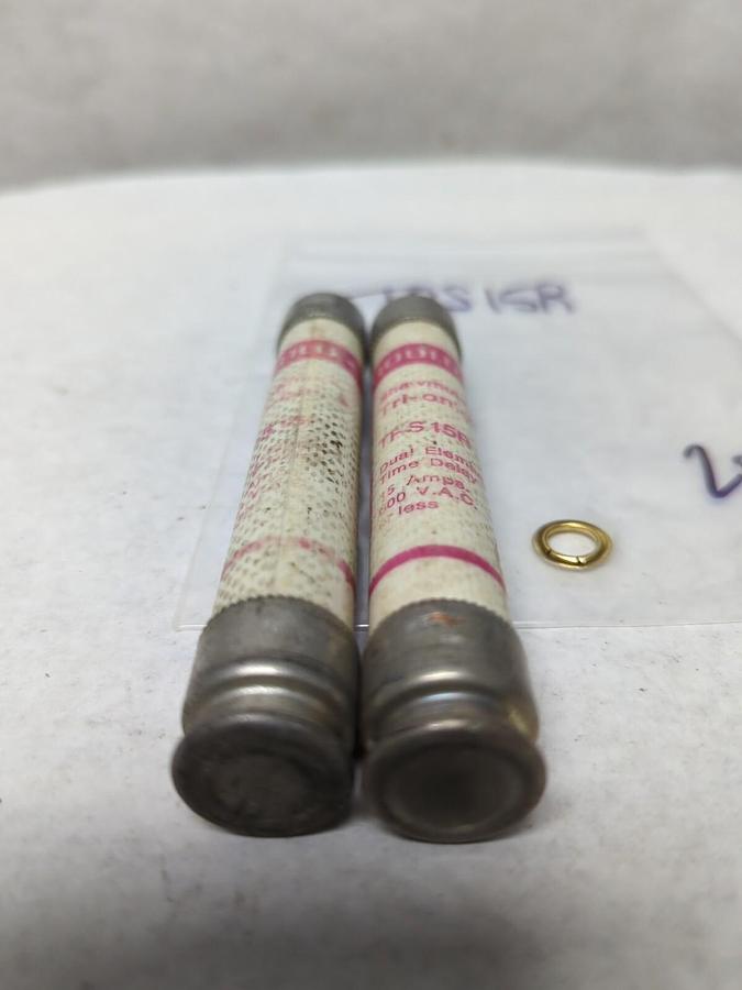 Used GOULD SHAWMUT,TRS15R,TRI-ONIC 15 AMP FUSE LOT OF 2 PRE-OWNED