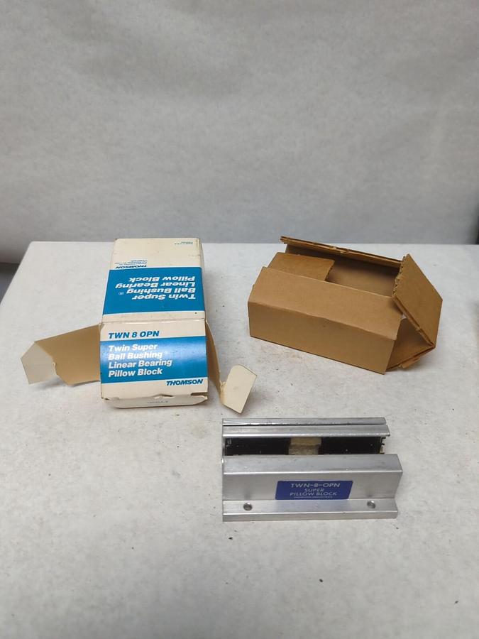THOMSON,TWN 8 OPN,TWIN SUPER BALL BUSHING PILLOW BLOCK NOS