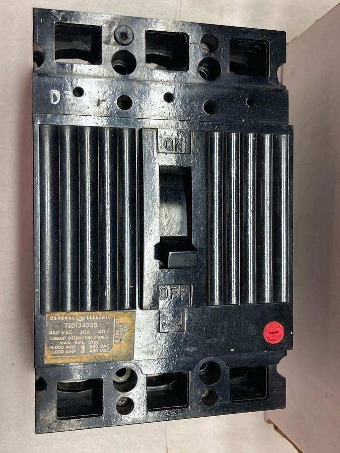 Used General Electric,TED134030,Circuit Breaker 480Vac 30A