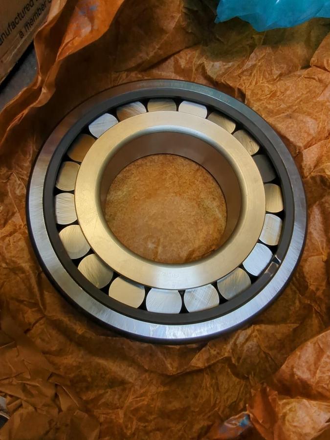 AMERICAN ROLLER BEARING,XJ 60CF796,SINGLE ROW BALL BEARING 6 INCH BORE NOS