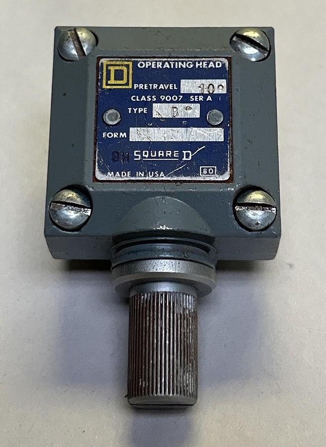 Used SQUARE D,9007B,LIMIT SWITCH OPERATING HEAD ONLY