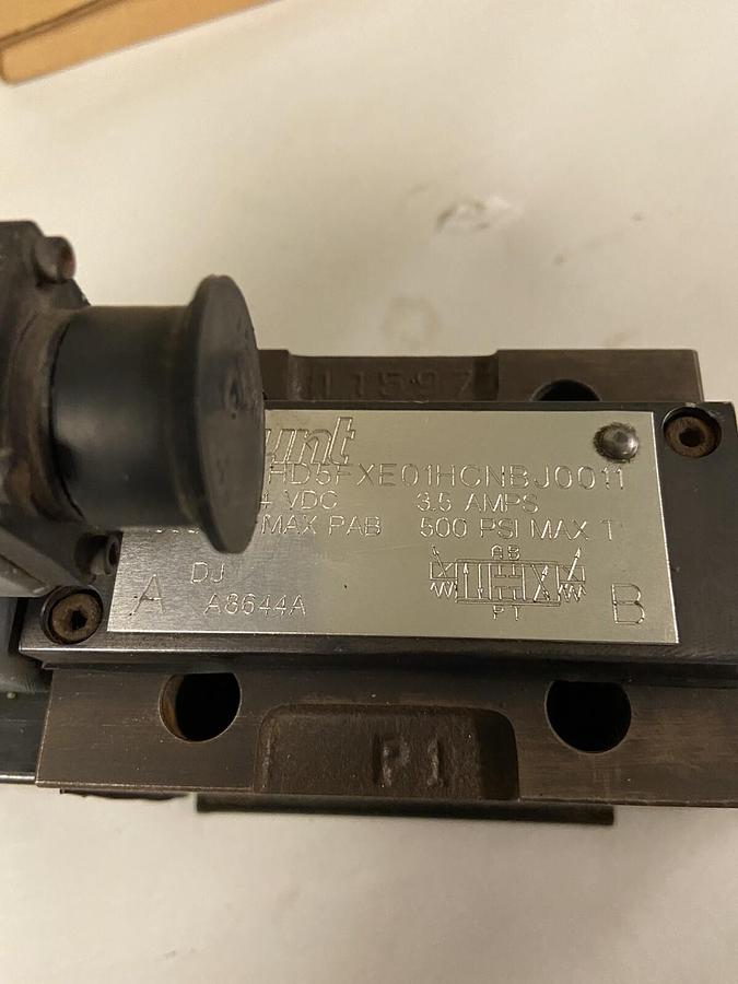Hunt,HD5XE01HCNBJ0011,Proportional Directional Valve