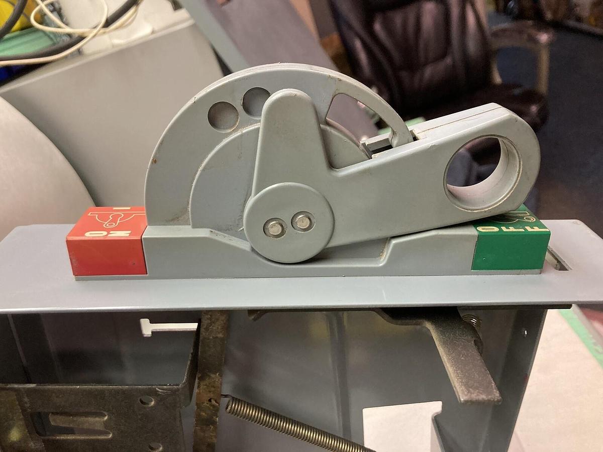 Used Allen Bradley,2100 2192F,60 Amp 12 INCH Fused MCC Disconnect Feeder Bucket