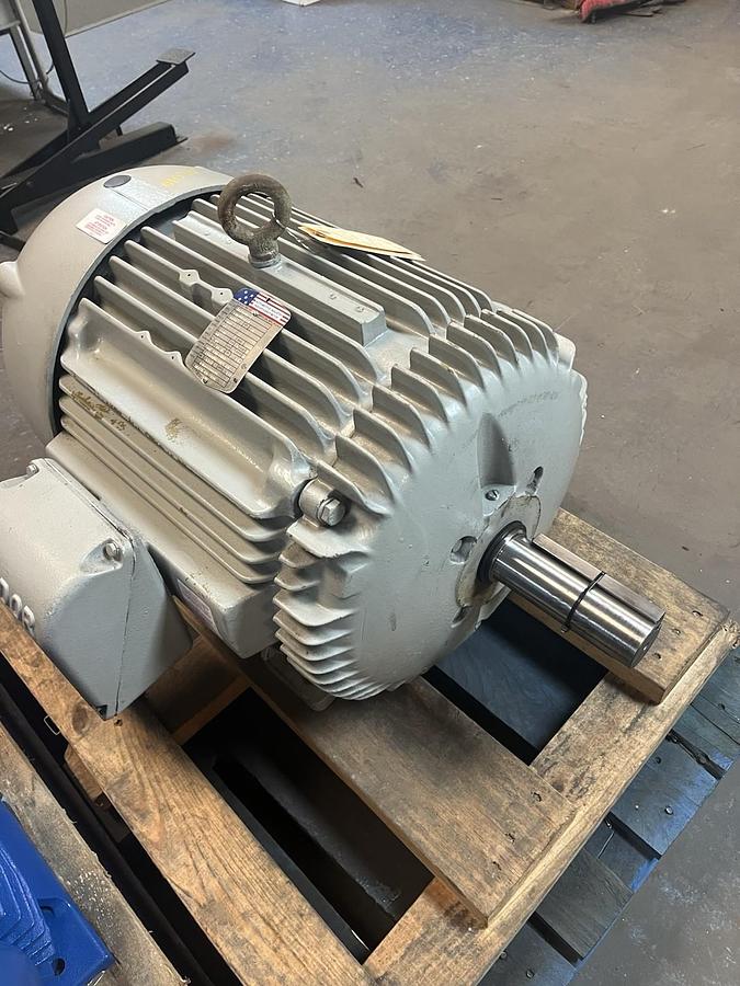 Used BALDOR,AEM4100-4,AUTOMOTIVE INDUSTRY MOTOR 15HP 324U 3PH 1160RPM