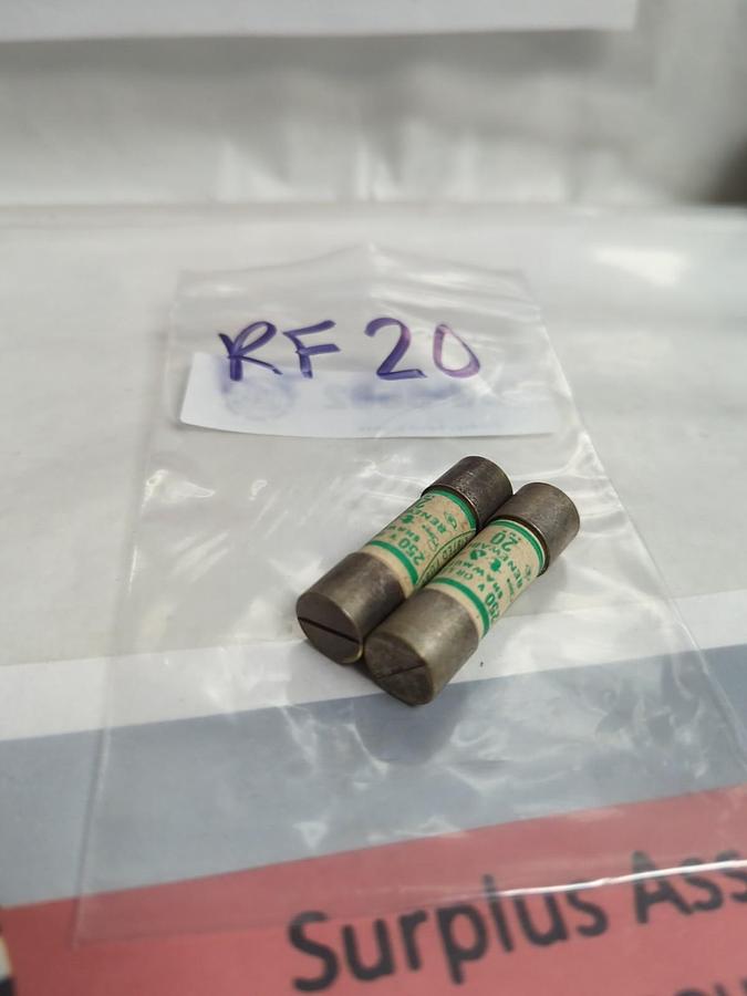 GOULD SHAWMUT,RF-20,RENEWABLE 20 AMP FUSE LOT OF 2 PRE-OWNED