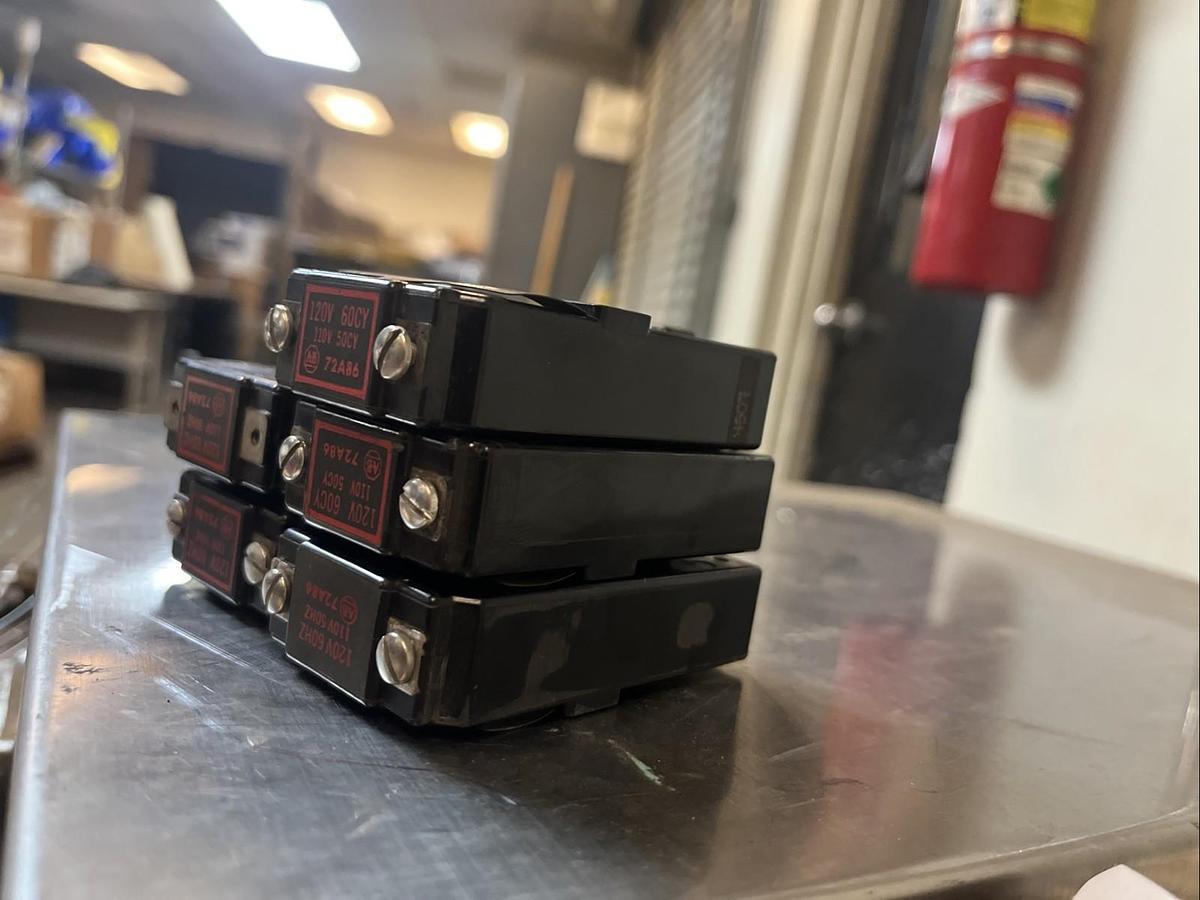 Used ALLEN BRADLEY,72A86,SIZE 2 STARTER CONTACTOR COIL 110/120V LOT OF 5