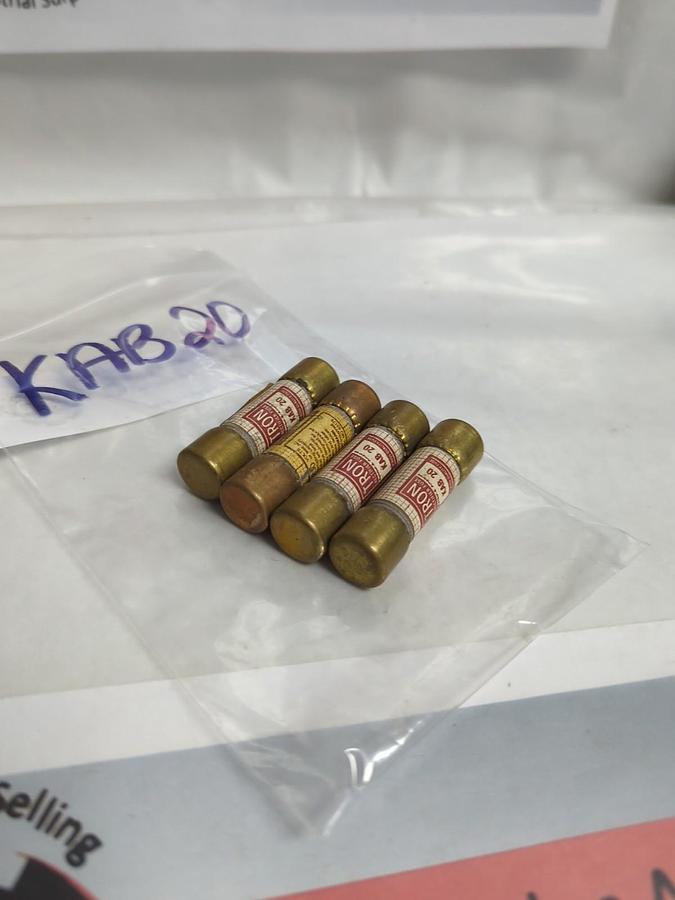 Used COOPER BUSSMANN,KAB-20,TRON 20 AMP FUSE LOT OF 4 PRE-OWNED