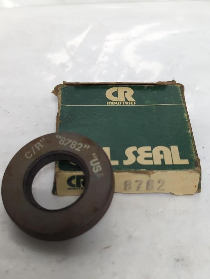 CHICAGO RAWHIDE,8762,OIL SEAL LOT OF 2 NOS