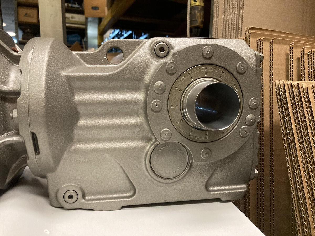 Used Sew Eurodrive,KT47/TDRE100L4,3 HP Gearmotor Ratio 10.58 1800 RPM 230/460V