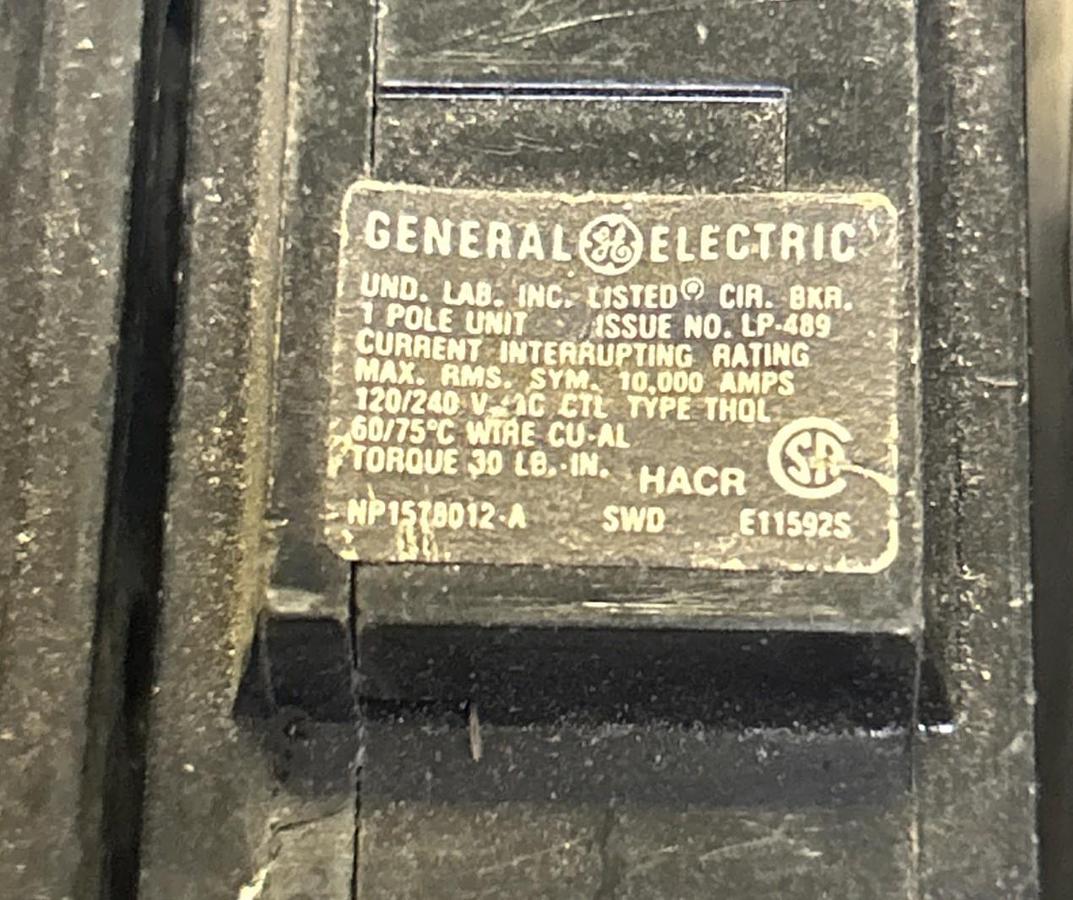 Used GENERAL ELECTRIC,THQL1120,CIRCUIT BREAKER 20A 120/240V 1P LOT OF 8