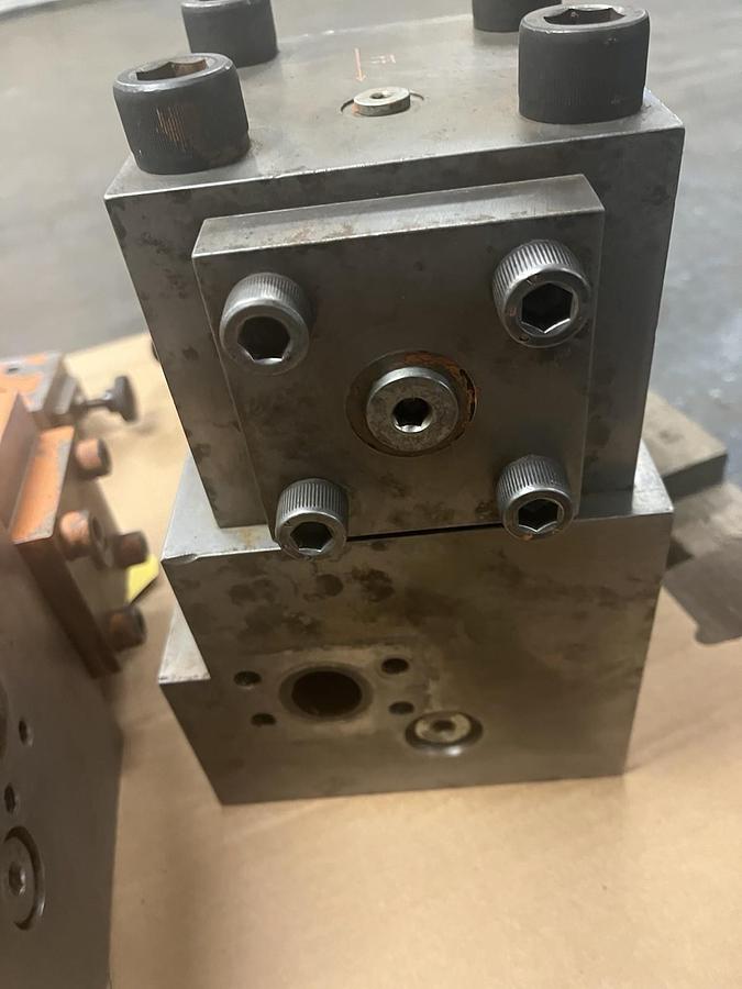 Used ELWOOD,DN-25-CVH-L-41-C09-4M,HYDRAULIC CHECK VALVE