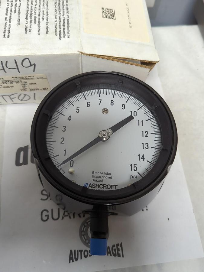 ASHCROFT,45-1279-A8-02L-15#,4-1/2 IN DURAGAUGE BRZ TUBE/BRASS SKT NOS