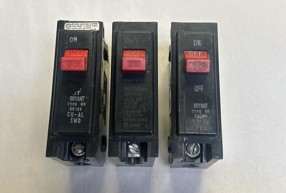 Used BRYANT,BR120,CIRCUIT BREAKER 20A 120/240V 1P LOT OF 3