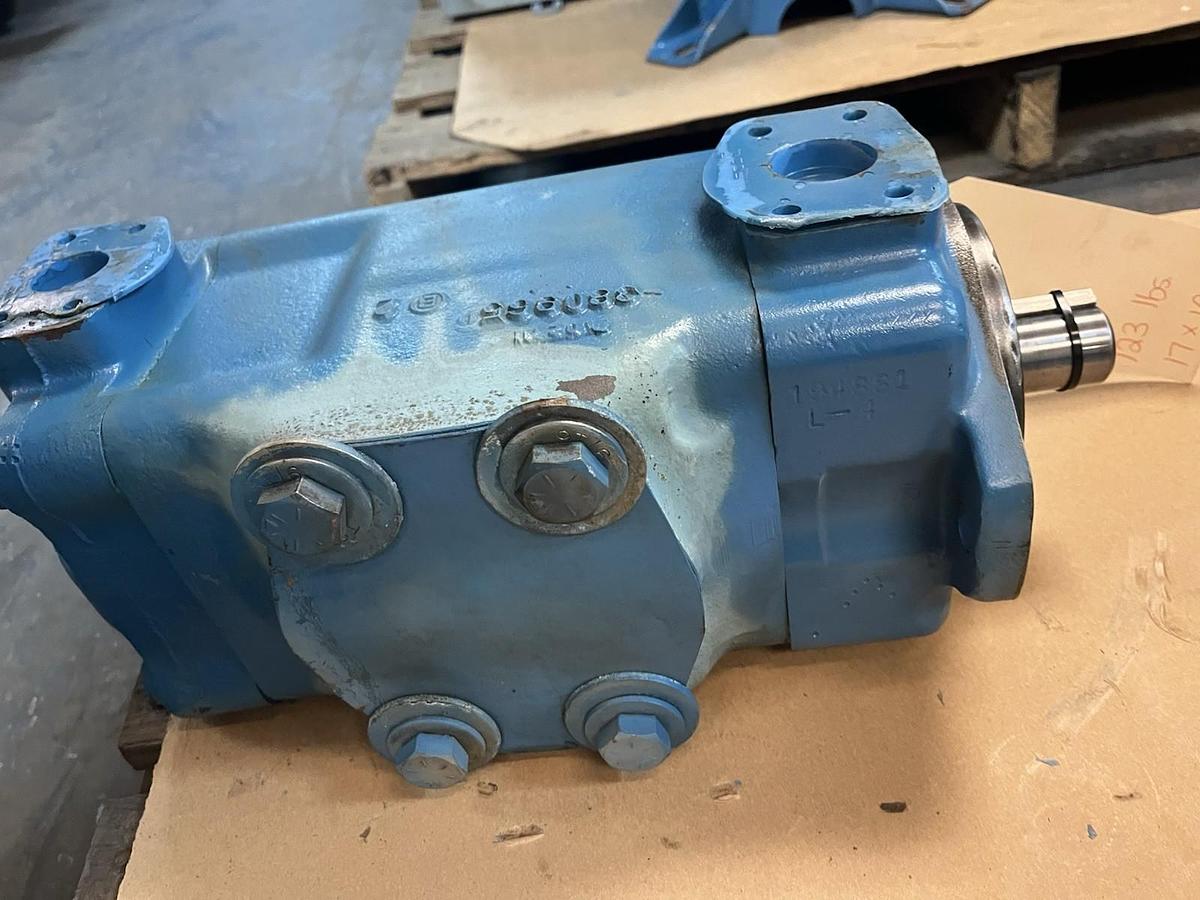 Used VICKERS,4535v-60-A30-1AA1-2181,HYDRAULIC VANE PUMP