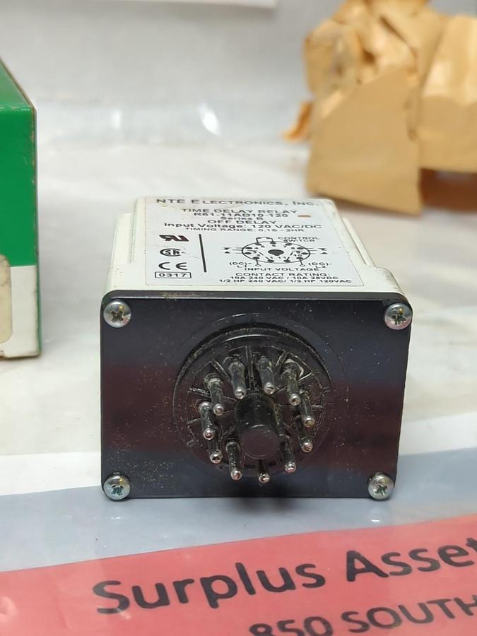 NTE,R61-11AD10-120,RELAY 10AMP 120V NOS