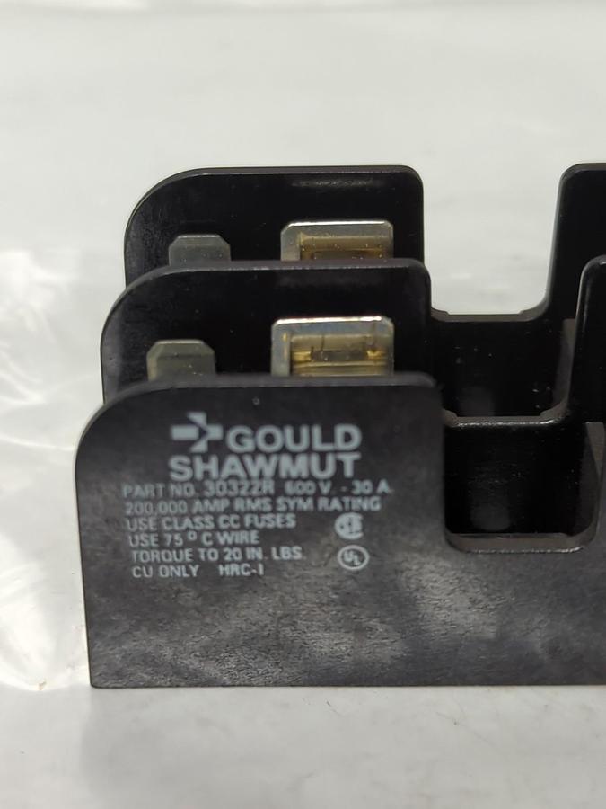 Used GOULD SHAWMUT,30322R,FUSE HOLDER 600V 30A PRE-OWNED