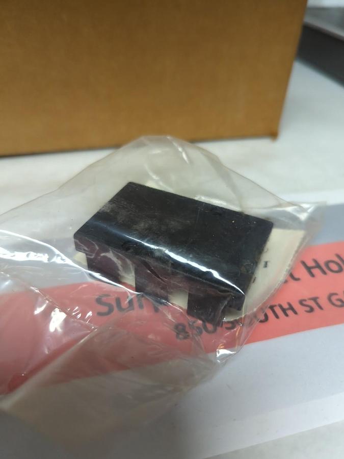 JOSLYN CLARK,A77-356577A-2,DP2 COVER KIT LOT OF 46 NEW