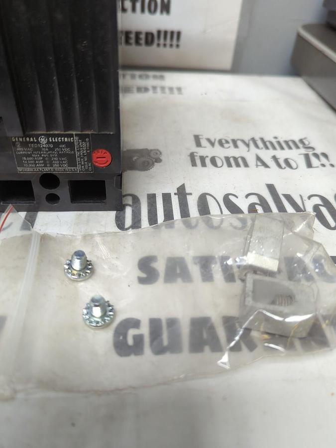 GE,TED124070WL,CIRCUIT BREAKER 70 AMP 2-POLE 480 VOLT