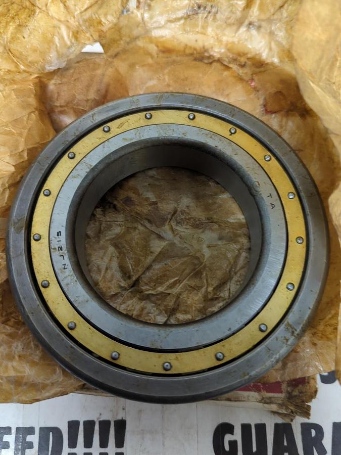 SKF,NJ 215 M,CYLINDRICAL ROLLER BEARING NOS