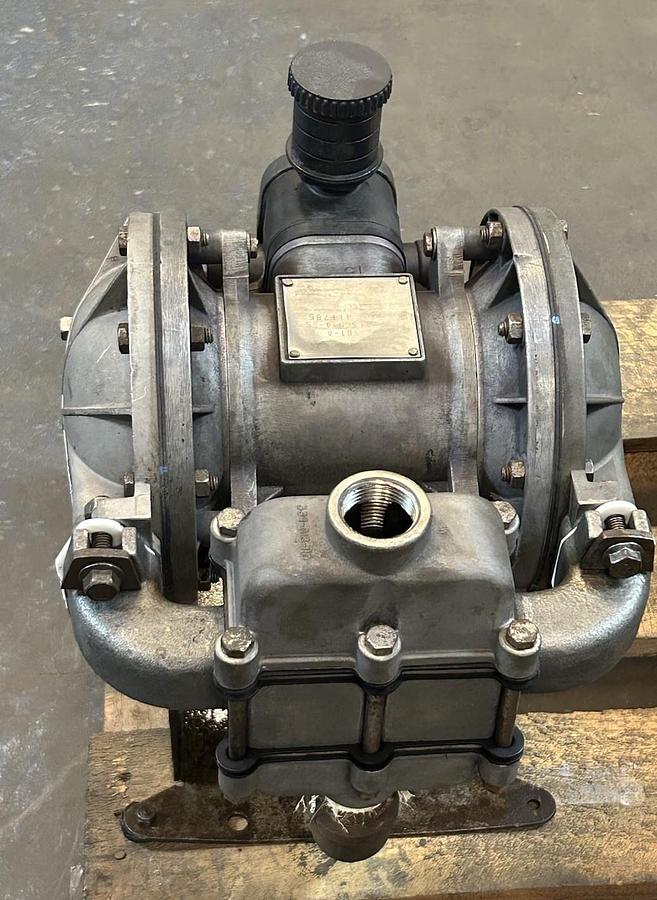 Used SANDPIPER WARREN RUPP,SB1-A,TYPE SGN-4-SS DIAPHRAGM PUMP