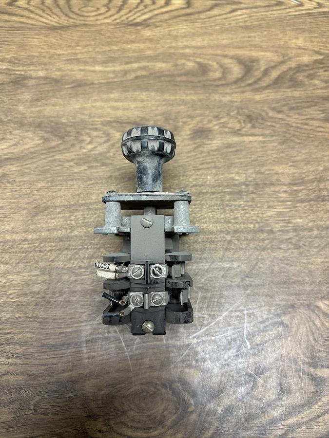 Used GE,16SB1BB438SSM2K,Rotary Cam Switch Type SB-1