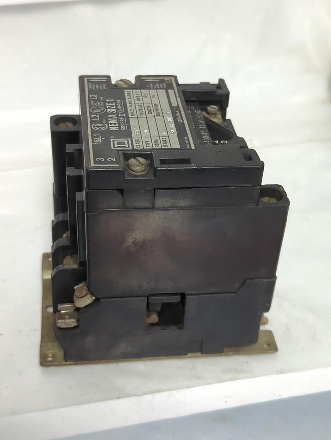 Used SQUARE D,8502 SC0 2,CONTACTOR 3-PHASE SIZE 1 PRE-OWNED