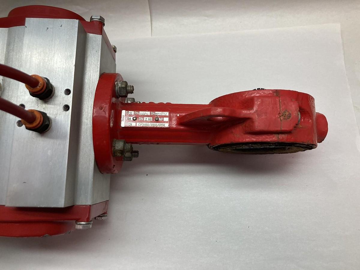 Used Bray Controls,92-0830-11300-532,Double Acting Pneumatic Actuator S20 Valve