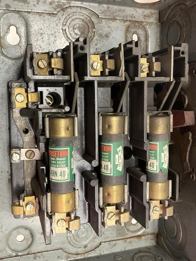 Used Square D,D322N,Safety Switch Series A3 240Vac 60A
