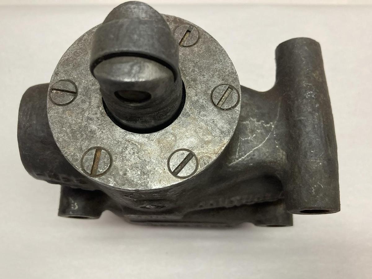 Used Vickers,C712 188CFSC,Flow Control Hydraulic Valve 3/4in Npt