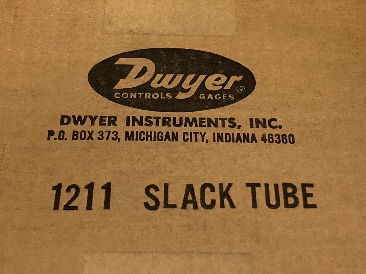 Used Dwyer,1211,Slack Tube Manometer